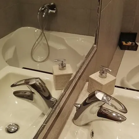 Angio Lux Vilă