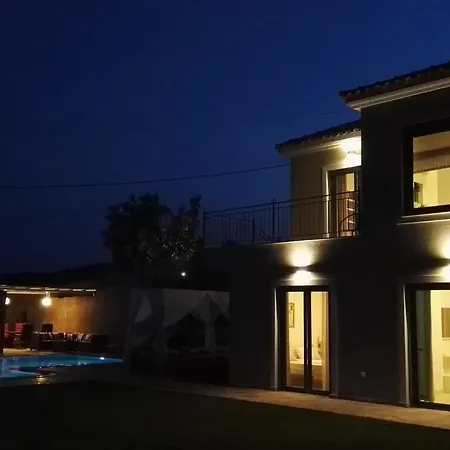 Vilă Angio Lux